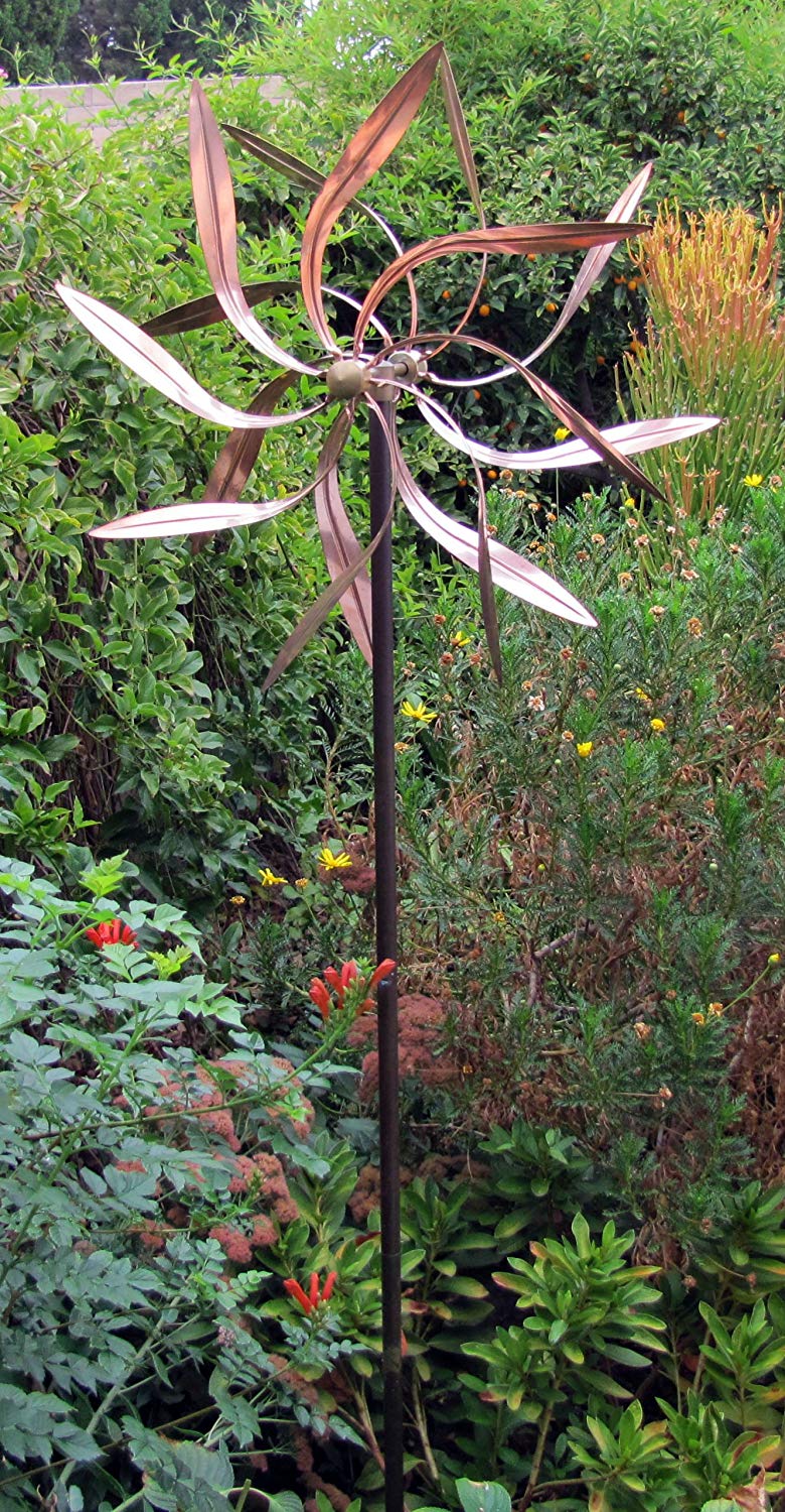 Stanwood Wind Sculpture: Dancing Willow Leaves