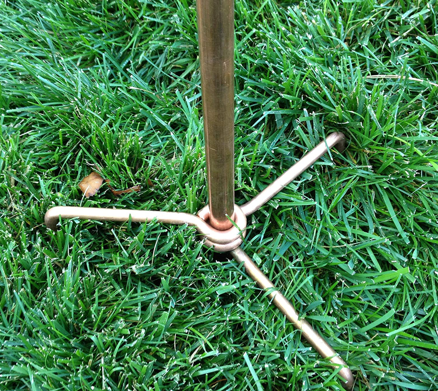 Stanwood Wind Sculpture: Dancing Willow Leaves
