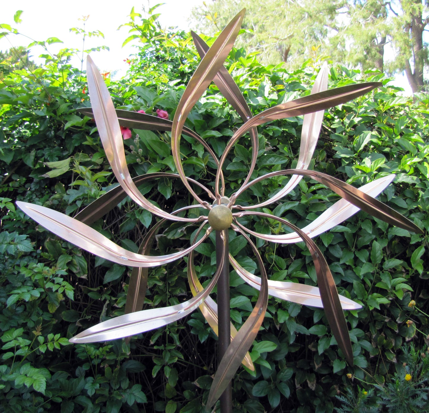 Stanwood Wind Sculpture: Dancing Willow Leaves
