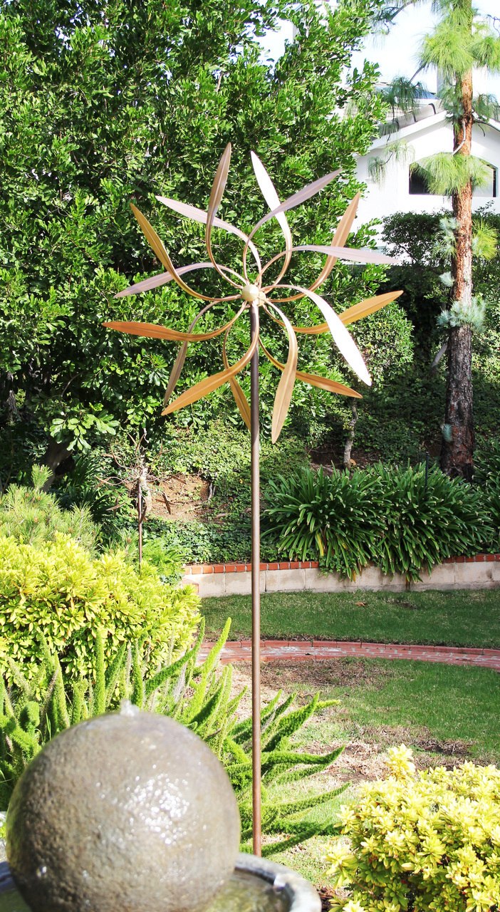 Stanwood Wind Sculpture: Dancing Willow Leaves (Jumbo 3-ft Across, 9-ft Tall)