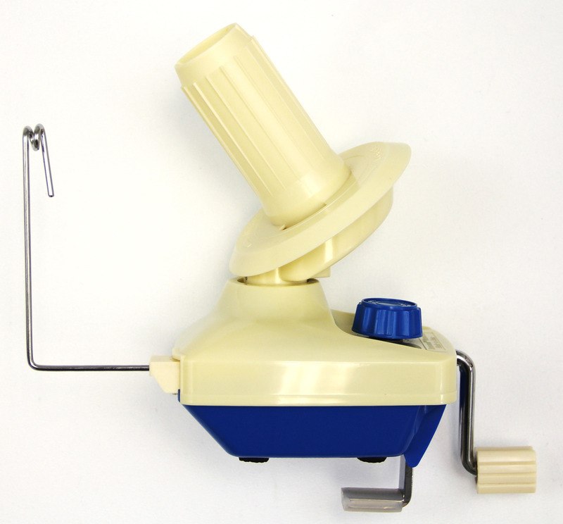 Stanwood Needlecraft: Compact Yarn Ball Winder Hand-Operated YBW-B